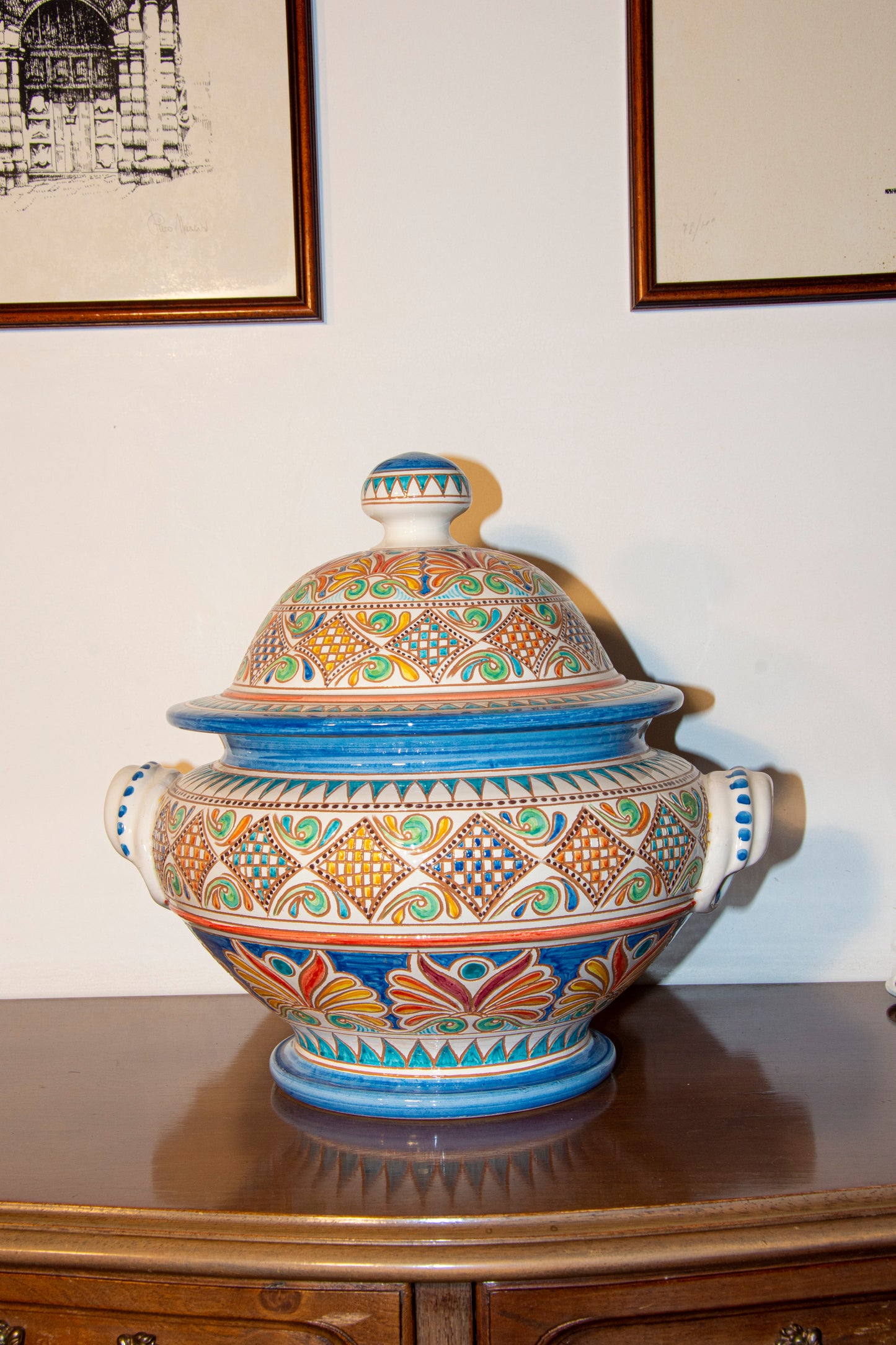 Zuppiera in ceramica pezzo unico