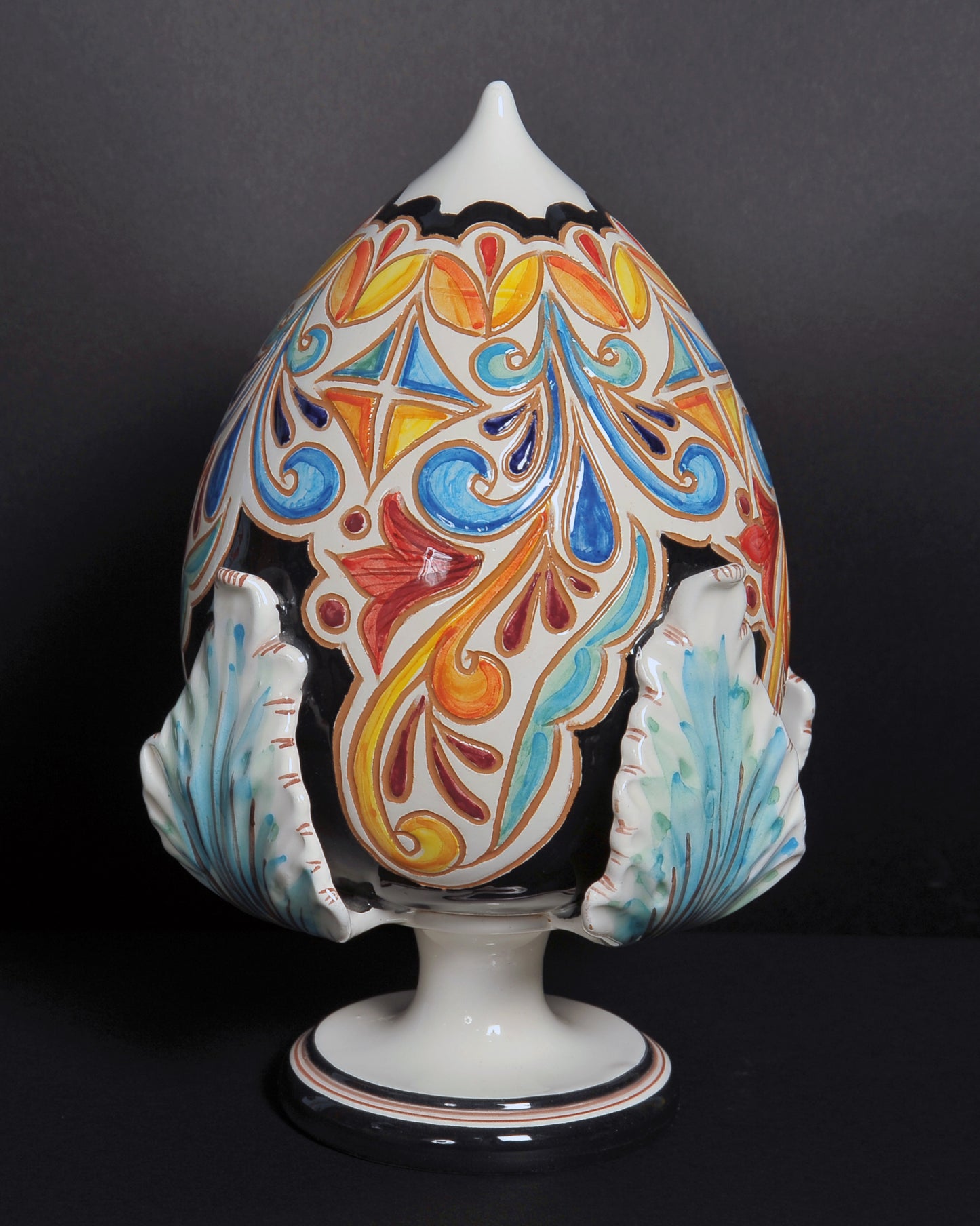 Pumo in ceramica pezzo unico