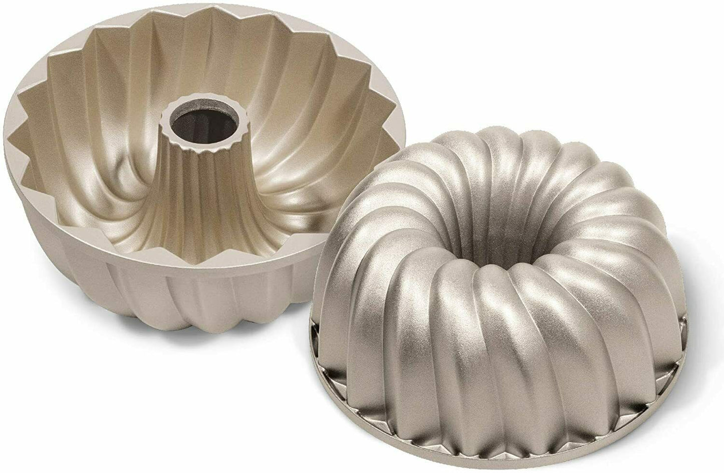 Guardini aluminum cake pans
