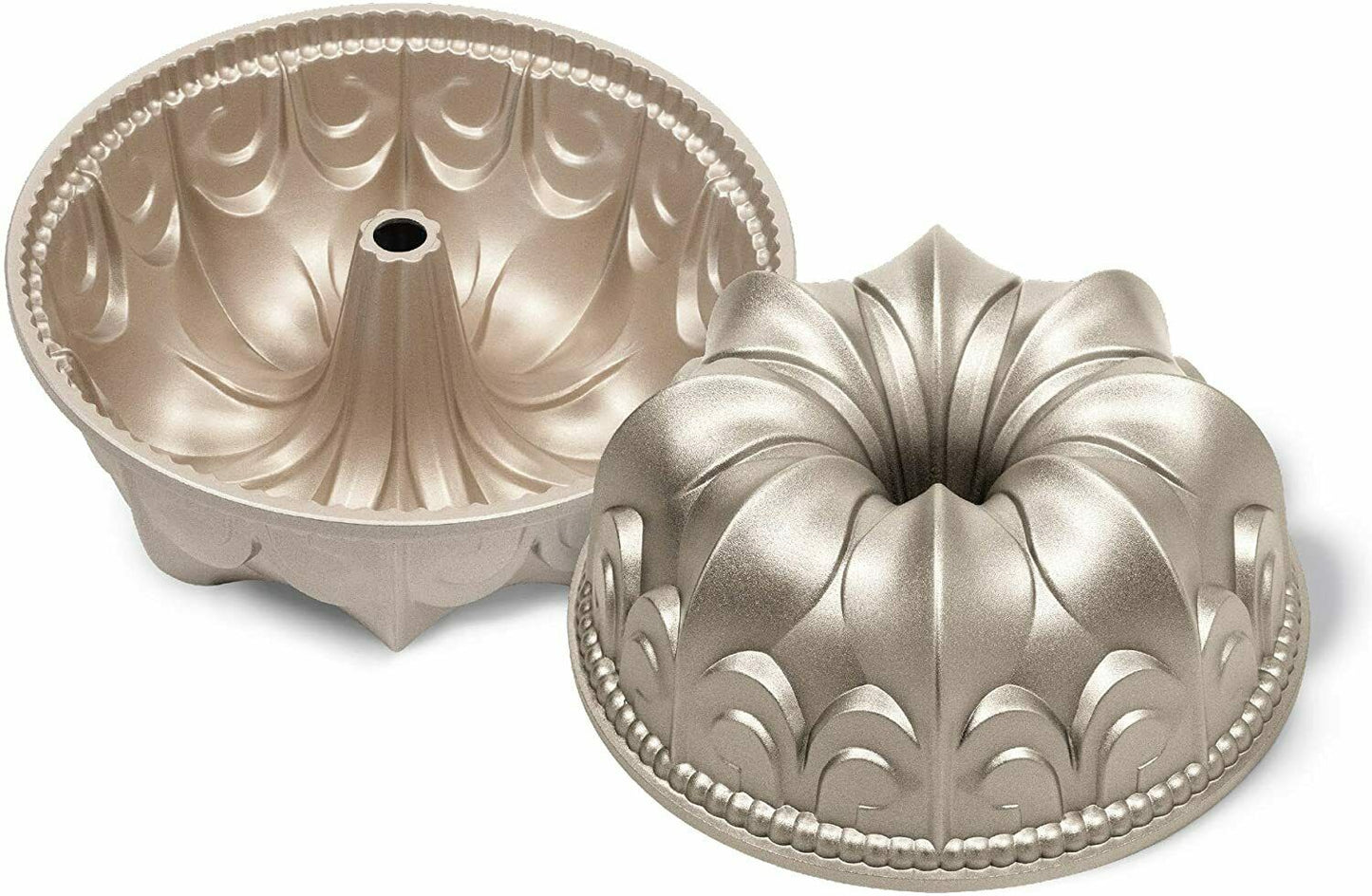 Guardini aluminum cake pans