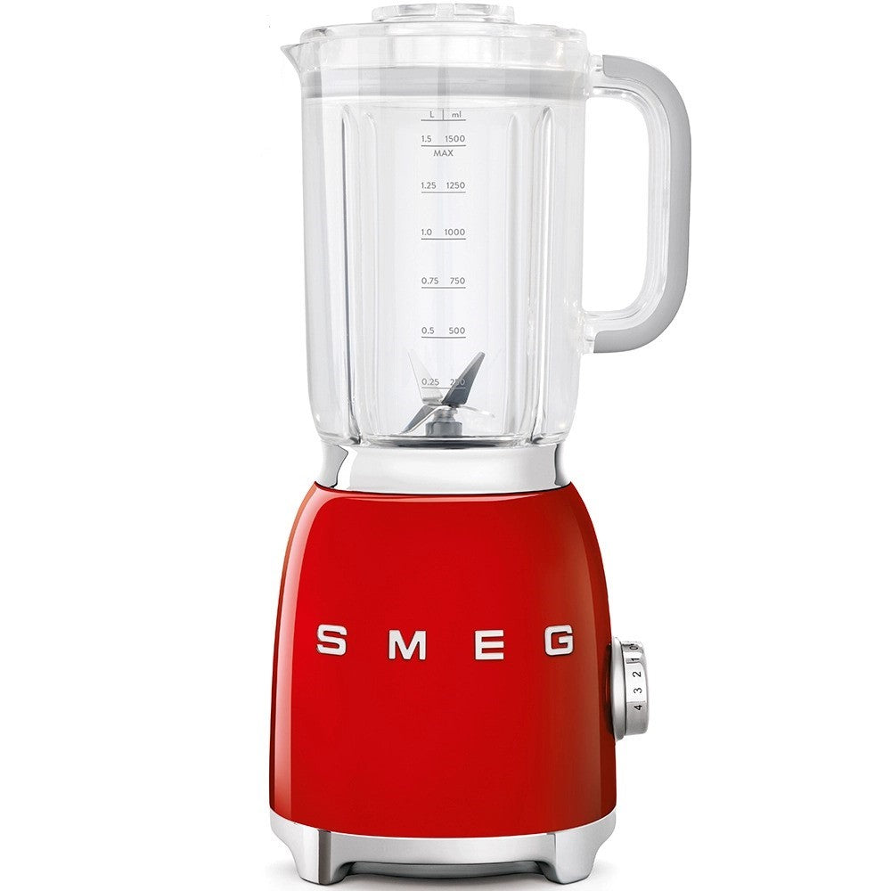 Batidora multifunción Smeg de 4 velocidades.