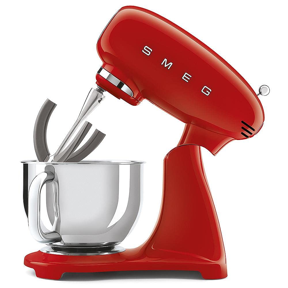 Smeg, Impastatrice Planetaria SMF03RDEU, 10 Livelli di Velocità, Funzione Smooth Start, Ciotola da 4,8 L, Sicurezza Blocco Motore, 3 Fruste, Gancio e Coperchio in Dotazione, 800W, Rosso