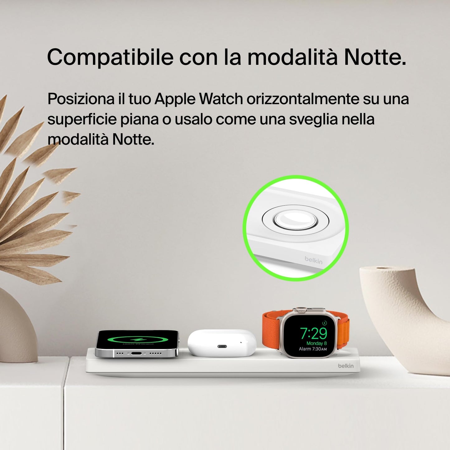 Belkin Caricabatteria wireless 3 in 1 con MagSafe, tappetino di ricarica rapida MFi, caricatore wireless per iPhone 16, 15, 14, 13, 12, Apple Watch 9, 8, 7, Ultra e precedenti, AirPods 2, Pro