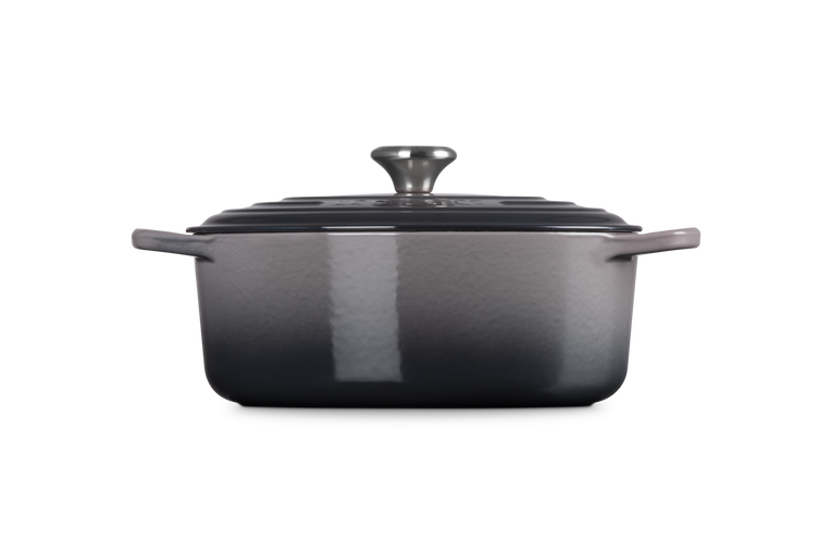 Evolution oval cocotte 29cm in Le Creuset gray vitrified cast iron