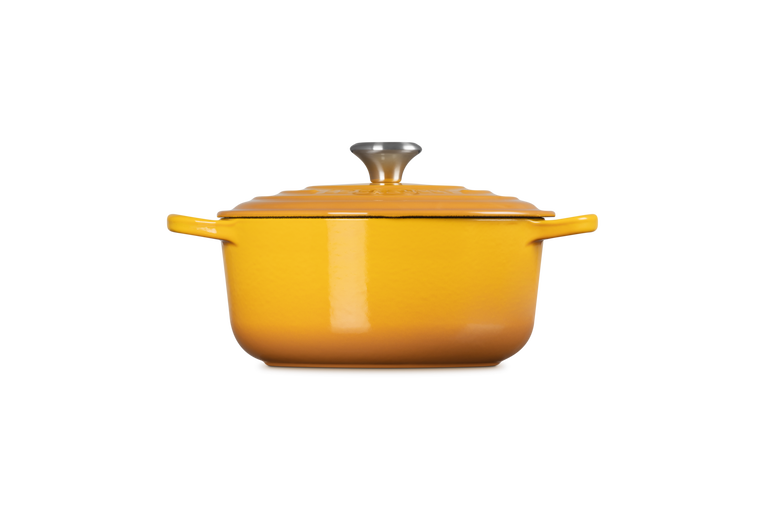 Evolution 20 cm round cast iron casserole dish, yellow Le Creuset